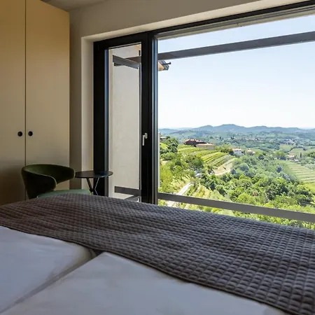 Persolis Luxury